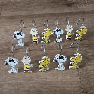 Set of 11 Peanuts Shower Curtain Hooks